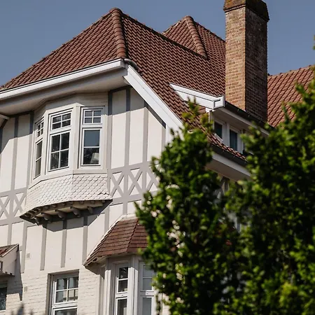 Renovated Flat Near * De Haan