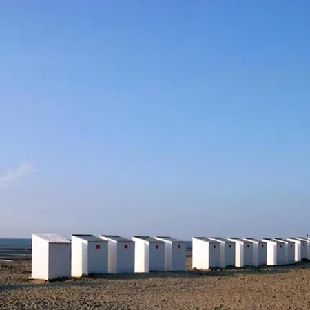 Renovated Flat Near Apartman