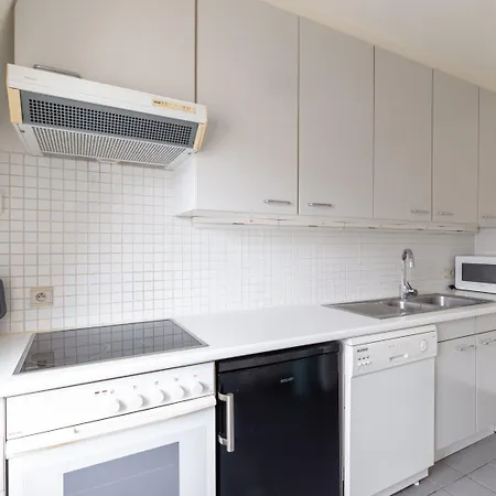 Апартаменты Renovated Flat Near